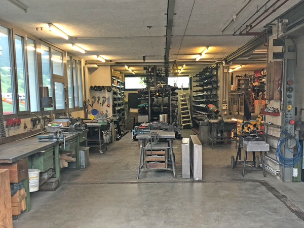 Die grosszügige Werkstatt in Alt St. Johann Beim Imbiss in der Braustube
